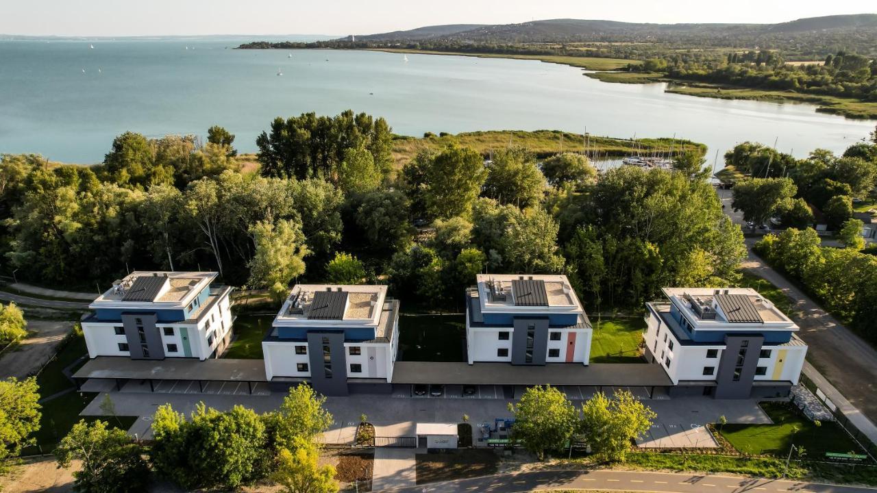 Fuzliget2- Skiff Balatonfůzfő Eksteriør billede